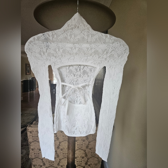 NWOT Out From Under Urban Outfitters See Through Knit Long Sleeve White Top - Picture 11 of 15